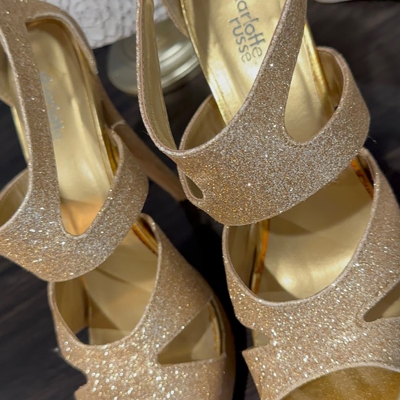 Beautiful 🤩 Charlotte Russe Open Toe High heels - Picture 3 of 9